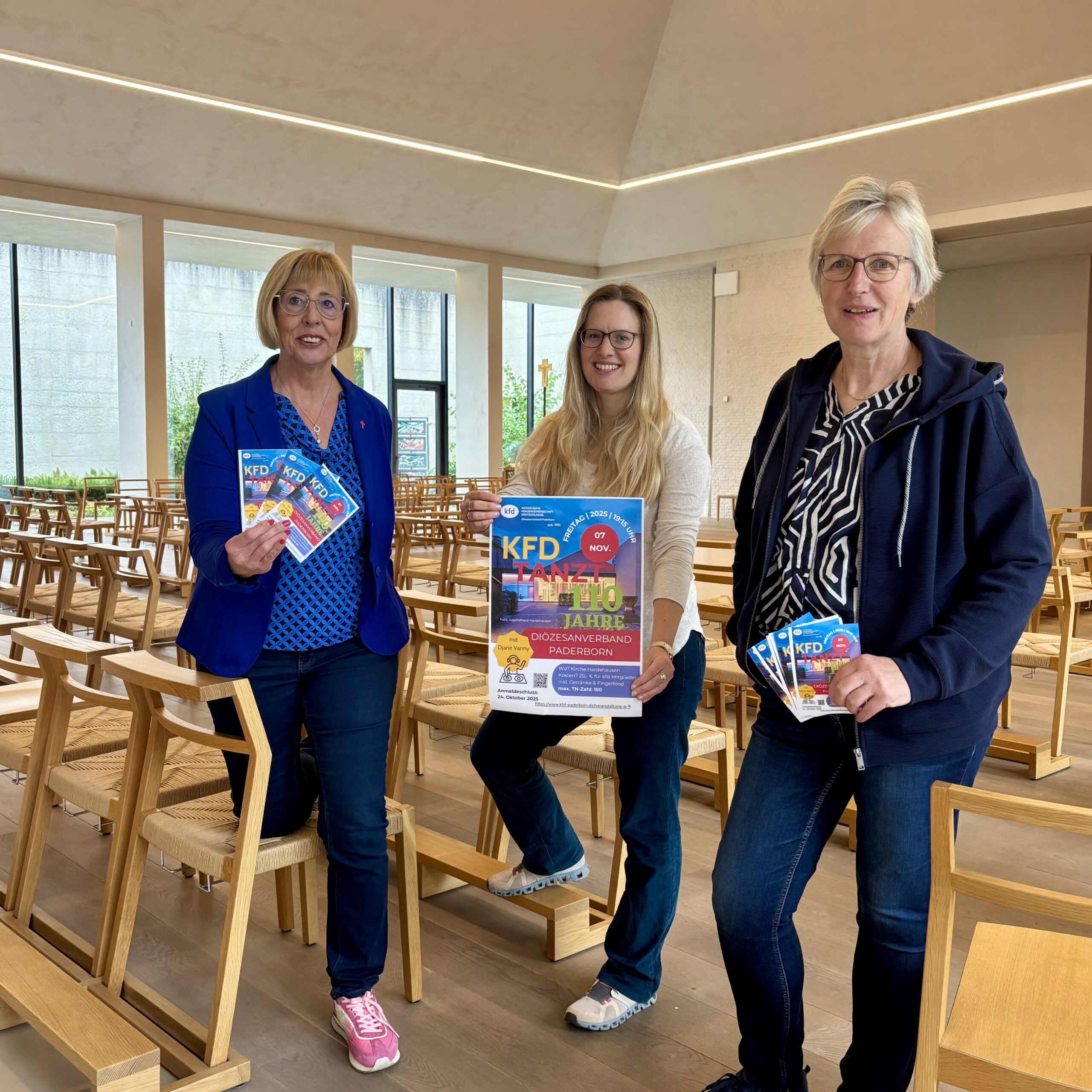 KFD-tanzt-scaled-aspect-ratio-1-1